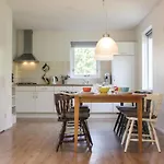 Beautiful home in Zonnemaire w/ WiFi&3 Bedrooms