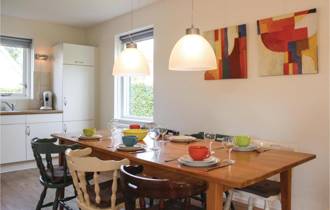 3 Bedroom Awesome In Ferienhaus Zonnemaire